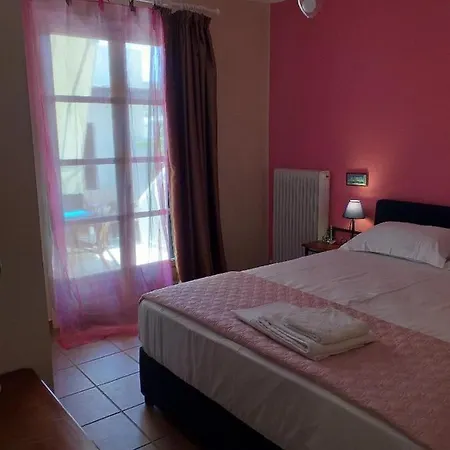Bessy Apartment * 나오우사