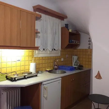 Bessy Apartment Nausa